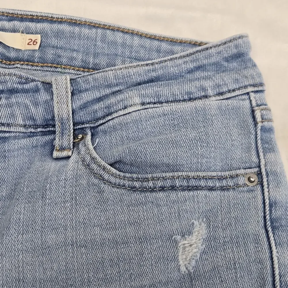 Levi's 711 Distressed Skinny Jeans Size 26 Waist Light Wash Blue